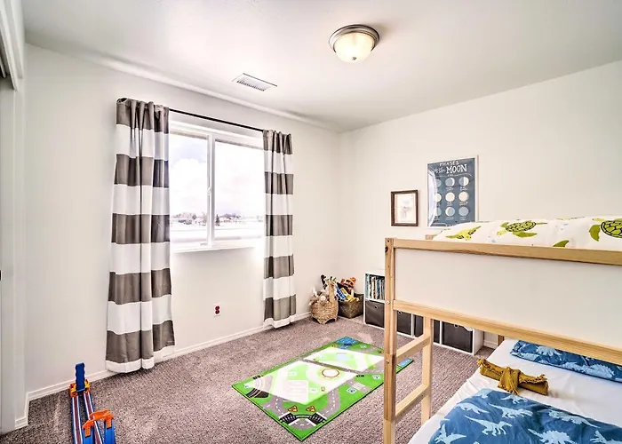 Holiday home Flagstaff-area Family W/ Hot Tub & Patio *
